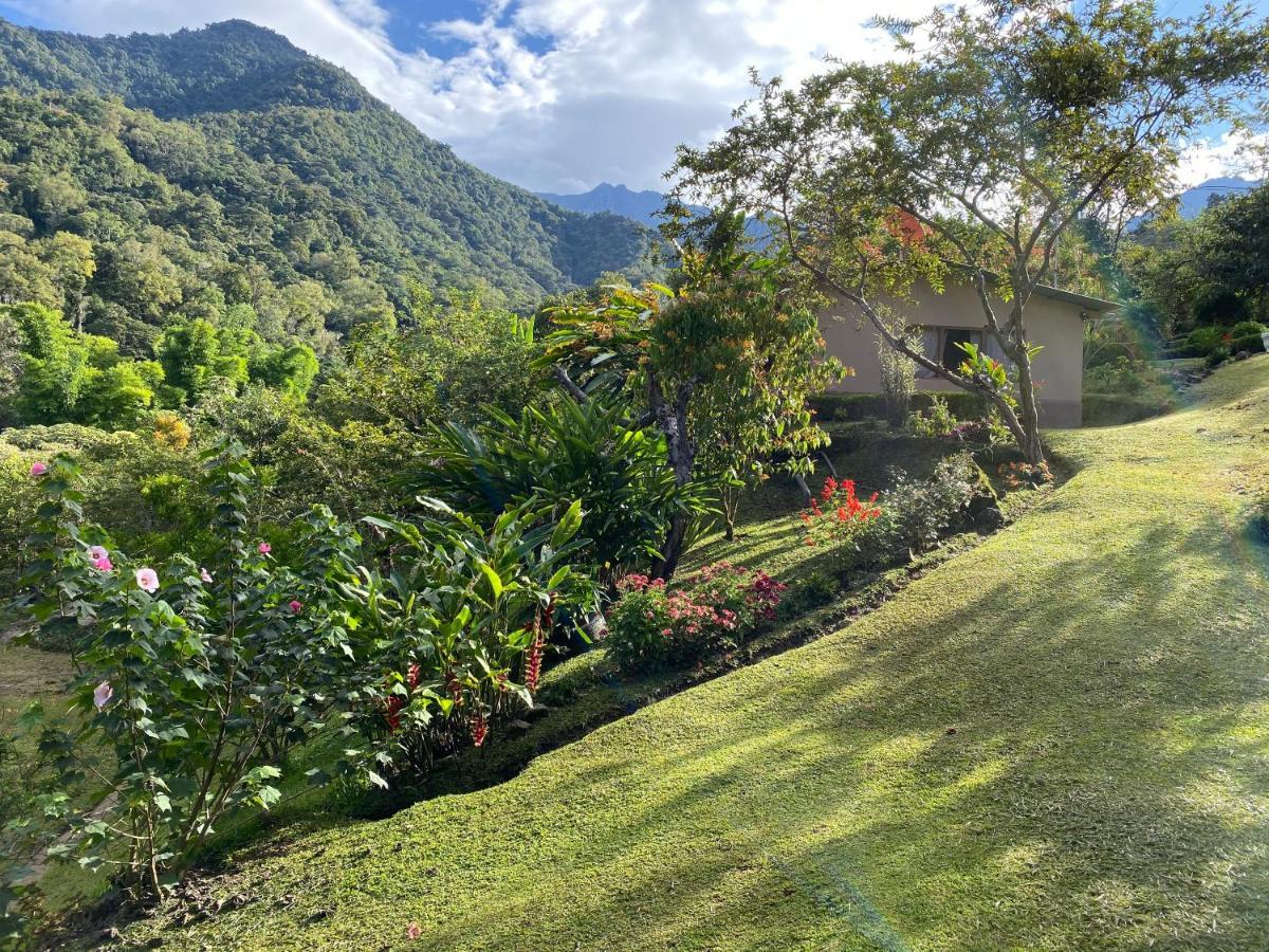 Hotel Uran Rivas ภายนอก รูปภาพ